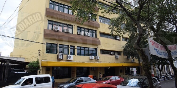 PRESENTACIÓN. Husulak espera que las trabajadoras sociales que fueron parte de los inicios de Villa Cabello, asistan a la presentación del libro que se realizará en el aula magna de la Facultad de Humanidades.