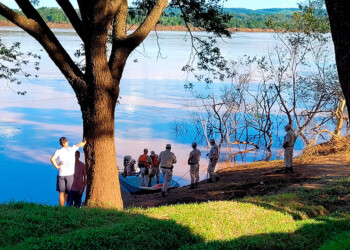 Prefectura busca a un adolescente en el río Uruguay