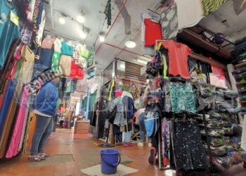 Comerciantes de La Placita piden con urgencia el avance de obras de remodelación