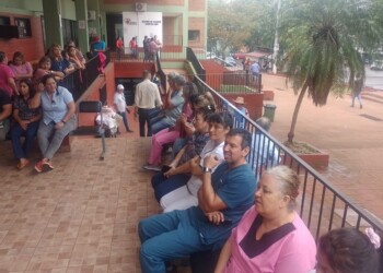 Hospitales de Eldorado y Montecarlo, sin consultorios externos