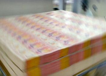 Denunciaron a Alberto Fernández, Massa y Pesce por “emisión descontrolada”