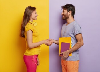 El saludo también tiene su Día