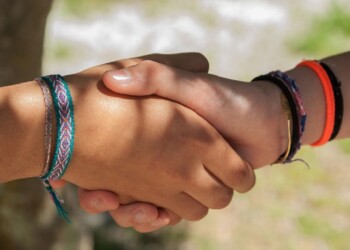 Día del Saludo: algunas de las formas más insólitas de saludarse y otras curiosidades