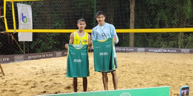 GANADORES. Franco Lescano y Marcos González, campeones en Oberá.