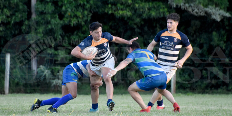 ENTERO. Cataratas hizo un gran partido en semis ante Vicentino. Después, le ganó la final a Tacurú por el Oro.