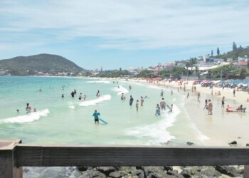 Por la incertidumbre, argentinos comenzaron a cancelar reservas de alojamiento en Brasil