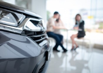 Autos: los aumentos de precios en diciembre van del 12 al 41%