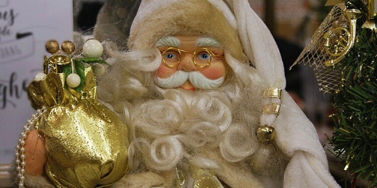 Ana Sofía Rabrechuk de Ensueños arma tu árbol consciente.