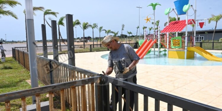 PROTECCIÓN. En la zona de natatorios se puso énfasis en brindar mayor seguridad para los más pequeños.