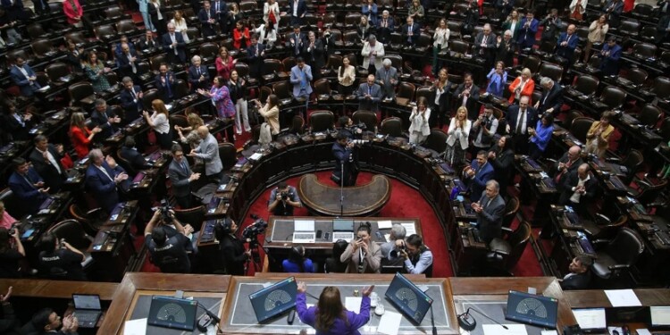 EN LA VEREDA DE ENFRENTE.Cuatro bloques sellaron un acuerdo parlamentario y buscan recrear un nuevo polo opositor importante en Diputados.