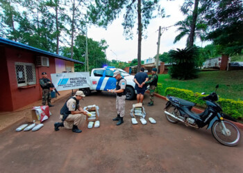 Motociclista quiso huir con marihuana, pero no pudo