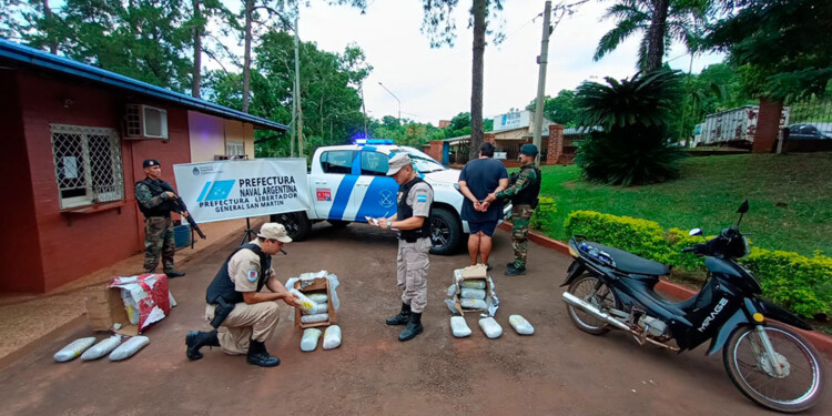 SECUESTRO. La droga y el motociclista quedaron a disposición de la Justicia.