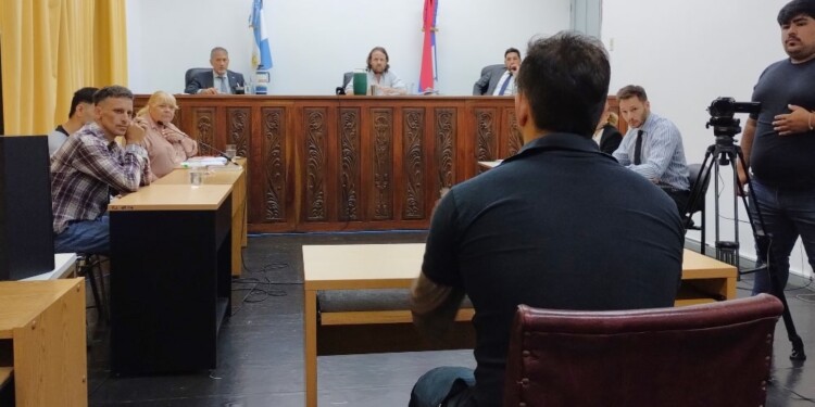 TESTIGO CLAVE. Federico González recordó al detalle el asalto del que fue víctima directa el sábado 6 de julio de 2020 en la heladería de la avenida Chacabuco.