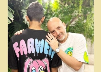 El actor y director teatral José María Muscari adoptó a un chico correntino de 15 años