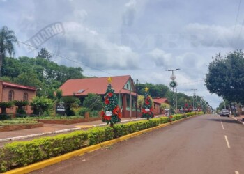 Capioví y la magia de la Navidad artesanal: este domingo se enciende el árbol y comienza la fiesta