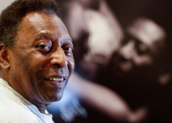 A un año de la muerte de Pelé, el primer “astro” del fútbol y único tricampeón del mundo