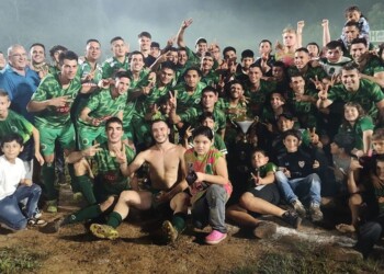 Timbó de Jardín América campeón del Clausura