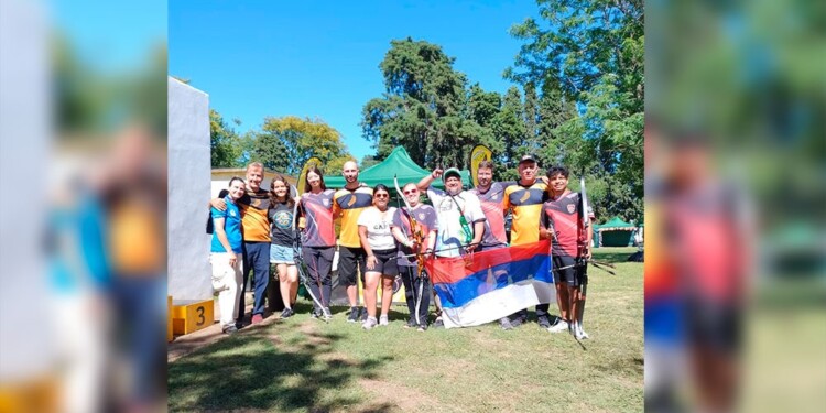 LOS REPRESENTANTES. Los arqueros misioneros que compitieron en la Final Nacional, en Paraná, Entre Ríos.