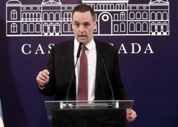 El Gobierno dio a conocer las primeras medidas de ajuste