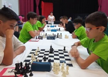 Ajedrez: Leandro N. Alem recibió a los tableros