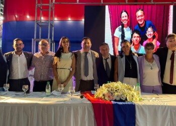 Asumió Araujo en Jardín América y deja atrás 12 años de mandato de Kornoski