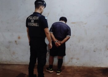 En Eldorado un árbitro quedó detenido por apuñalar a un jugador de fútbol