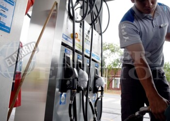 Por cada litro de nafta súper que se carga en Misiones, la brecha con CABA es de casi 100 pesos