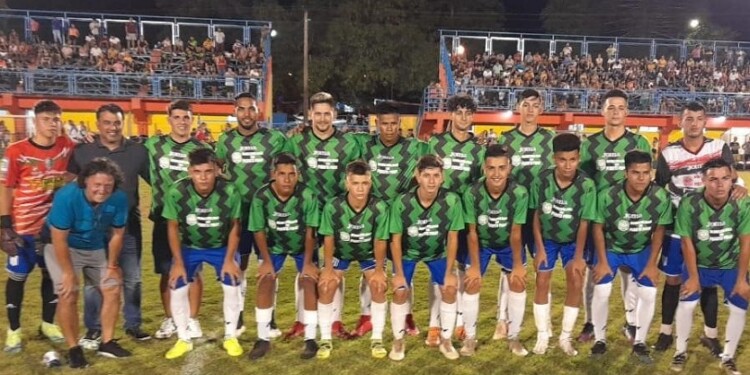 LA SOLIDARIDAD SE PONE LOS CORTOS. Jugadores de distintas ligas y clubes se reunirán el jueves que viene para disputar un nuevo encuentro solidario.