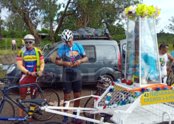 Con cientos de fieles, partió desde Posadas la peregrinación en bici hacia la Basílica de Itatí