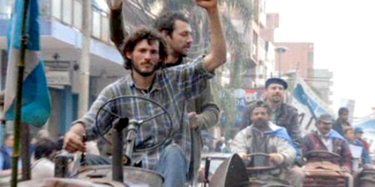 TRACTORAZO. Los Petterson participaron del evento que creó el INYM.