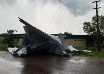 Fuerte viento provocó voladuras de techos en la Zona Centro