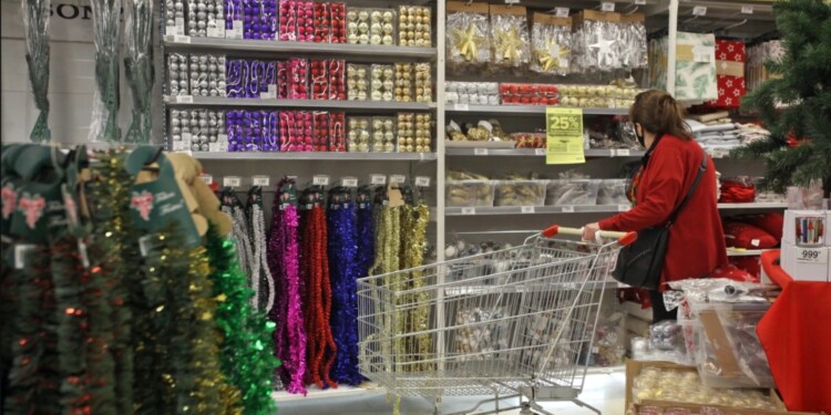 DISPARADOS. Los precios subieron en forma “injustificada” y la gente no tiene manera de comprar porque los salarios se mantuvieron igual.