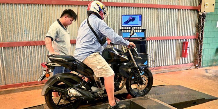 NO SE CONDICE. Posadas es una de las ciudades con mayor cantidad de motos pero no se refleja en la VTV.