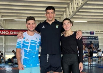 Lucha: un trío que solo piensa en París