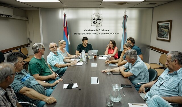 PEDIDO DE LA PRODUCCIÓN. Los autoconvocados plantearon la necesidad de conseguir asistencia.