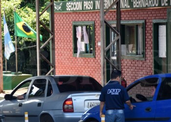 Pases fronterizos “disminuyeron un 60% con los cambios bruscos en la economía”