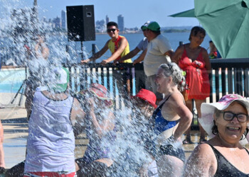Cuidar la salud y promover integración: adultos mayores disfrutan a pleno las actividades de verano