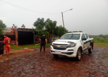 La tormenta provocó voladuras de techos en Apóstoles