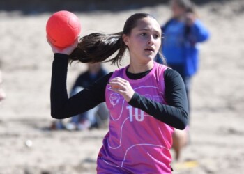 Beach Handball: dos misioneras al campus de Alta Gracia