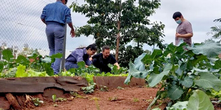 REINSERCIÓN. La modalidad busca revincular al sistema educativo a jóvenes de 15 a 18 años mediante talleres.