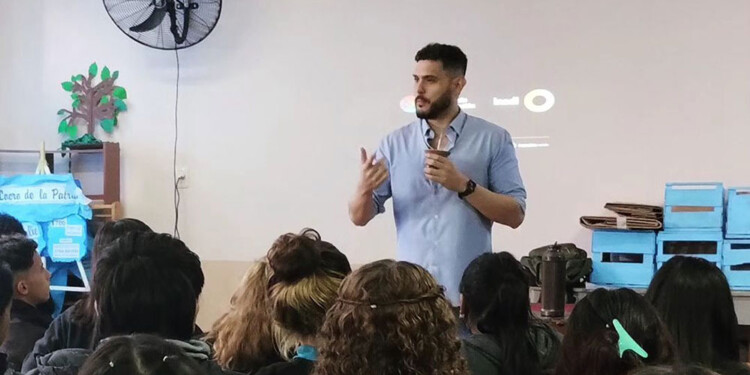 CAPACITACIONES. Se realizaron más de 35 capacitaciones de pedagogías antidiscriminatorias en instituciones, clubes y escuelas.