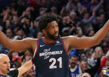 Histórico: Joel Embiid anotó 70 puntos y firmó un nuevo récord en la NBA