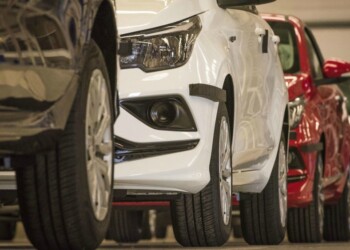 “La gente que no ha salido de vacaciones es la que está invirtiendo en vehículos”