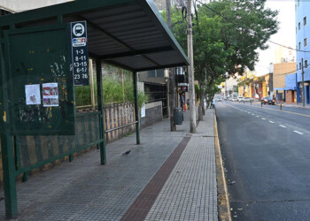 Comenzó el paro de colectivos en Posadas por la medida de fuerza de la CGT
