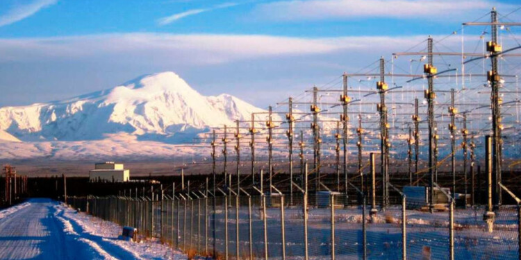 El Proyecto HAARP estudia la ionósfera, que es la capa más externa de la atmósfera.