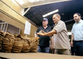 Passalacqua recorrió la CTM en el primer día de acopio de tabaco