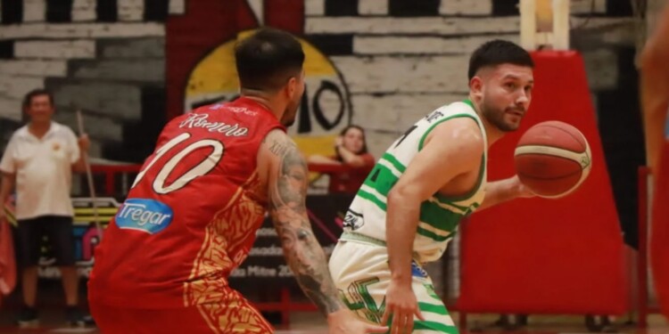 CARA NUEVA. El base Maxi Barrios defenderá la casaca orienta en la Liga.