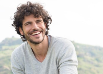 Historia del maquillaje masculino