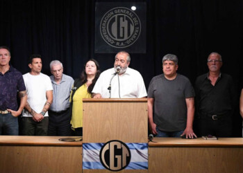 Cautelar suspende la reforma laboral incluida en el DNU de Milei