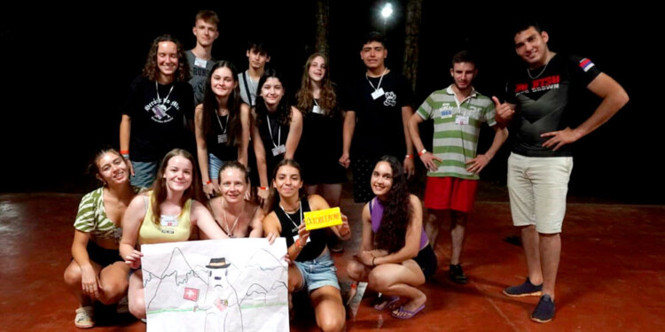 REVALORIZANDO LA CULTURA El evento por lo general se realiza en Baden Baden que además de ser un complejo turístico en Misiones, es una ciudad de Alemania.